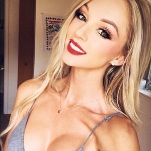 Meet your Posher, Christin